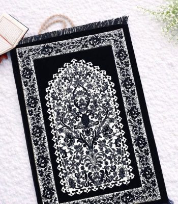 سجادة صلاة مخمل فاخرة ناعمة بتصميم أنيق