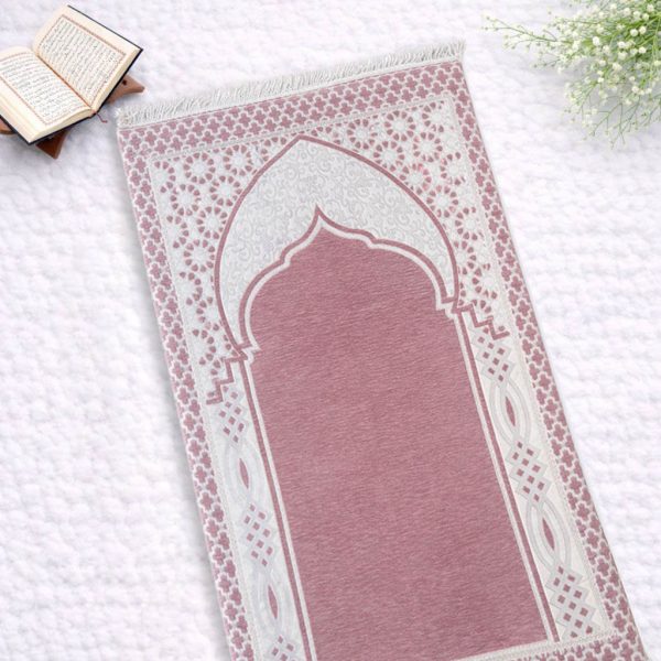 سجادة صلاة شانيل مريحة للركبة – ميموري فوم بسماكة مثالية للصلاة اليومية